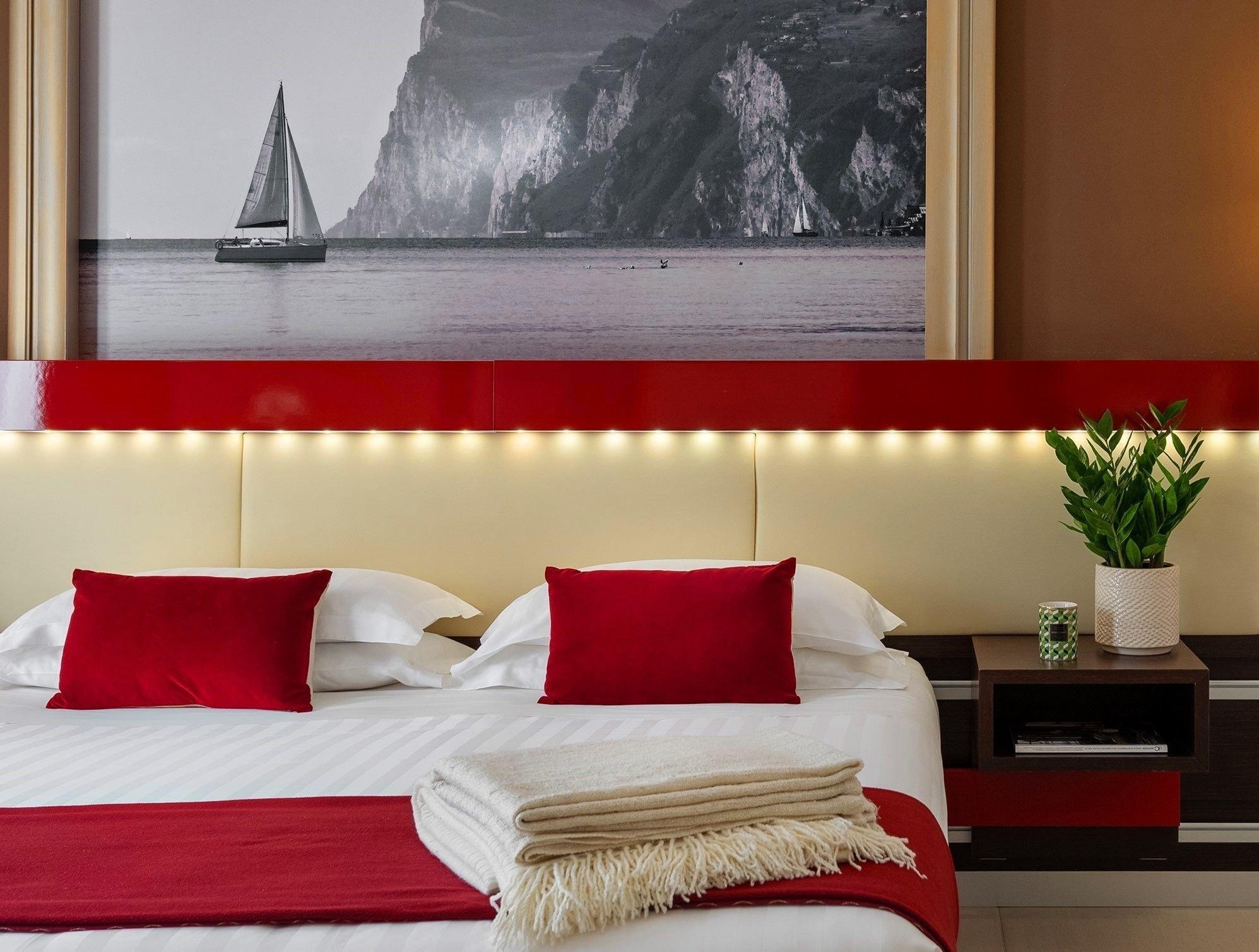 Kairos Garda Hotel Castelnuovo del Garda Exteriör bild