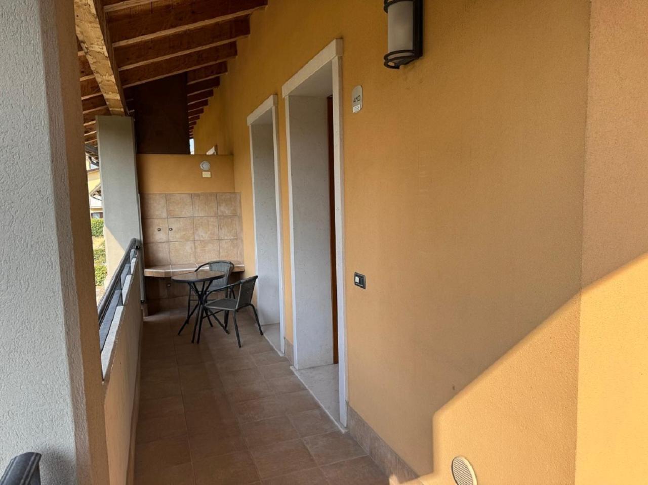 Kairos Garda Hotel Castelnuovo del Garda Exteriör bild