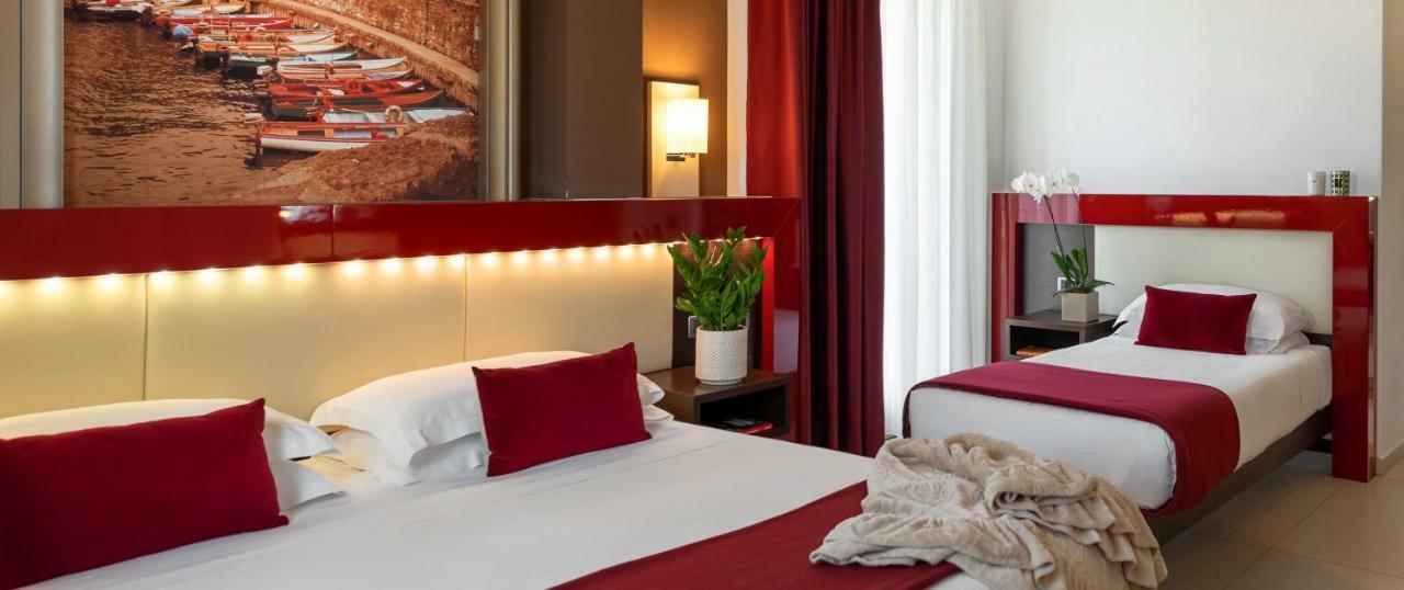 Kairos Garda Hotel Castelnuovo del Garda Exteriör bild